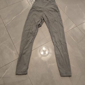 NVGTN S Gray Athletic Leggings
